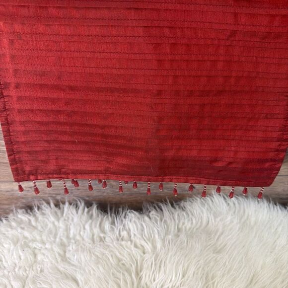 HOME ESSENTIALS Bead Fringe Table Runner Burgundy Maroon Red 68” Length - Picture 4 of 8